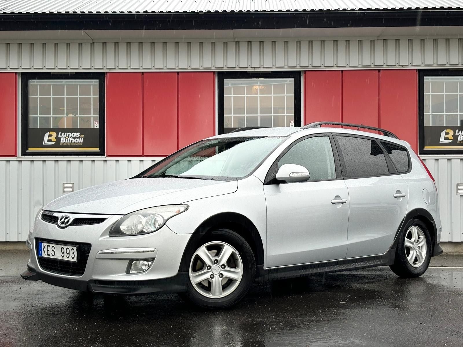 Hyundai i30cw 1.6 CRDi Manual, 116hp, 2010