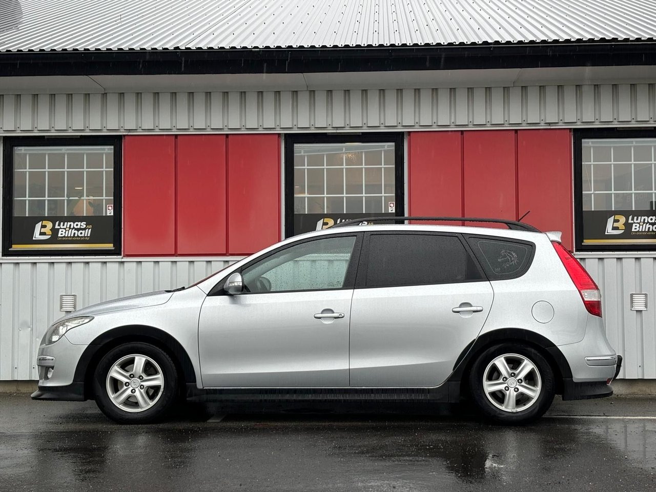 Hyundai i30cw 1.6 CRDi Manual, 116hp, 2010