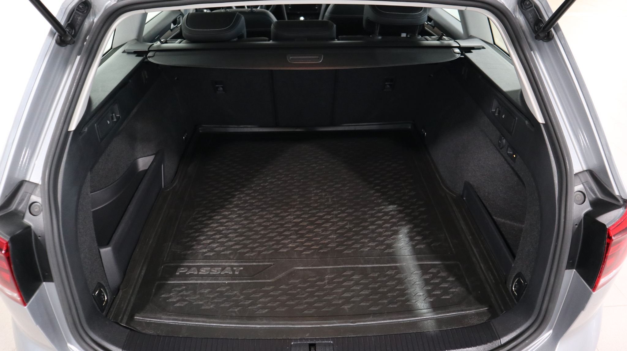 Volkswagen Passat Stasjonsvogn 2.0 TDI DPF SCR 4Motion DSG sekvensiell, 7-trinn, 200ps, 2024