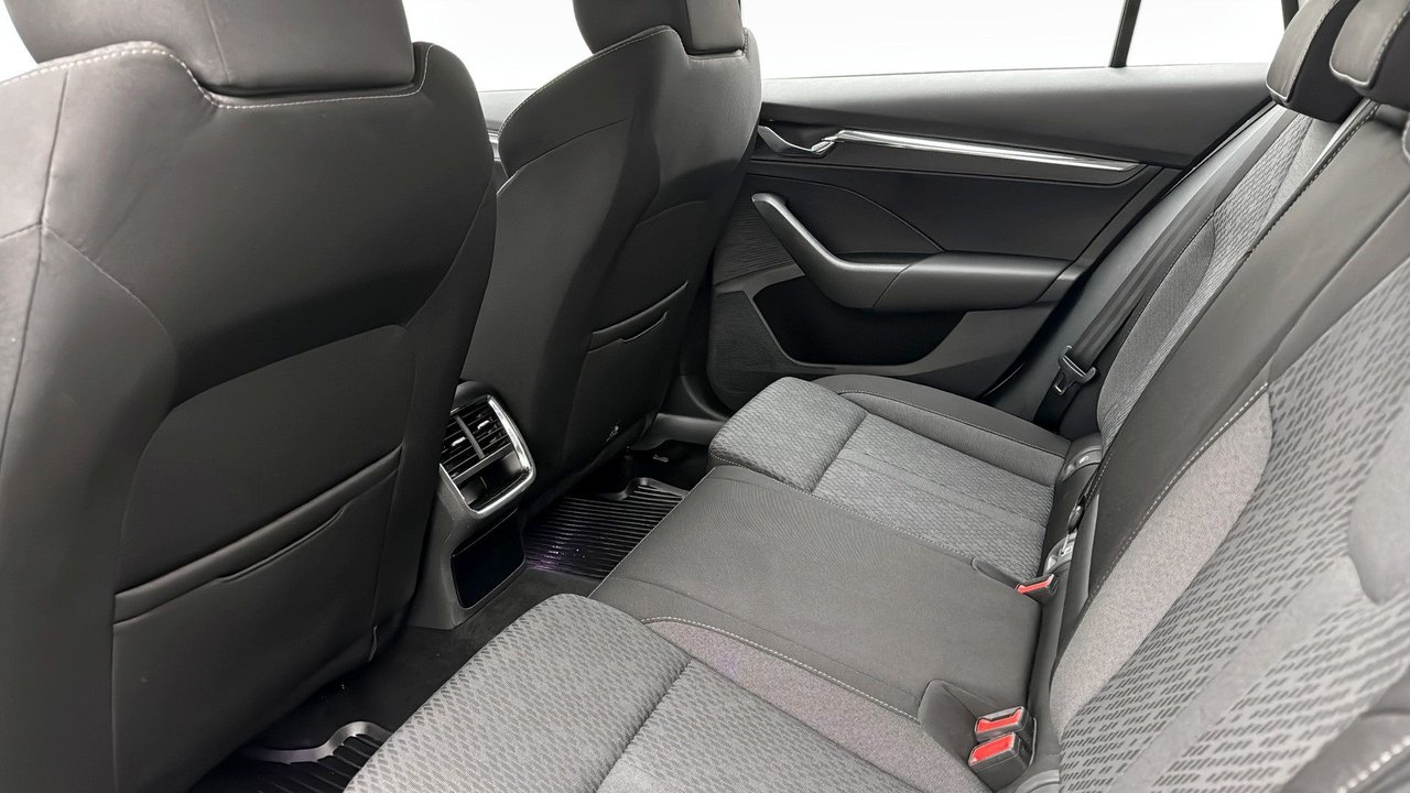 Škoda Octavia Stasjonsvogn 1.0 TSI e-TEC DSG sekvensiell, 7-trinn, 110ps, 2023