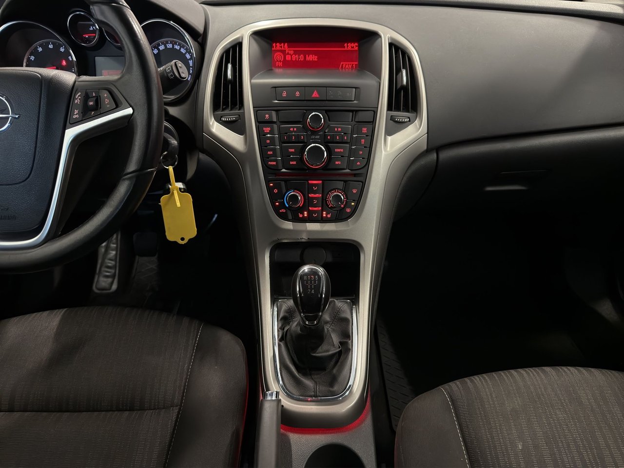 Opel Astra 1.6  Manual, 115hp, 2012