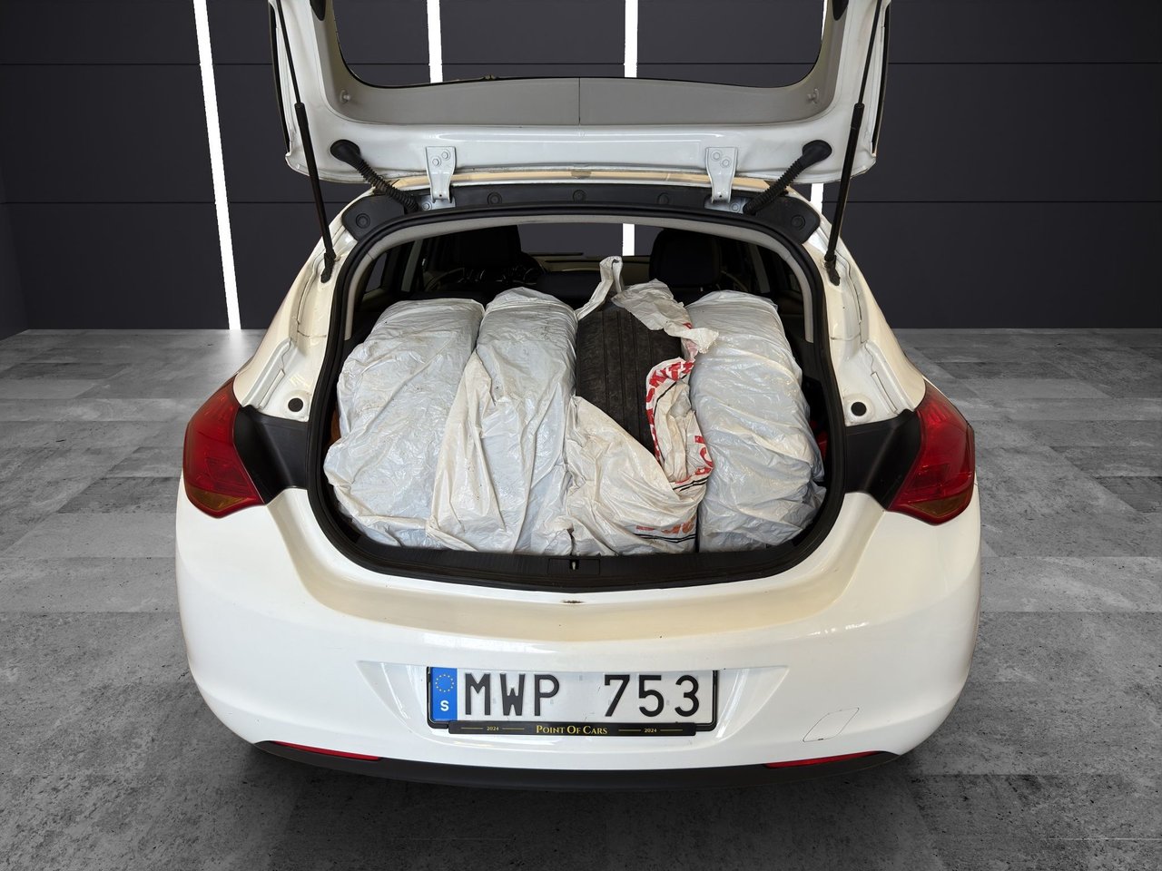 Opel Astra 1.6  Manual, 115hp, 2012