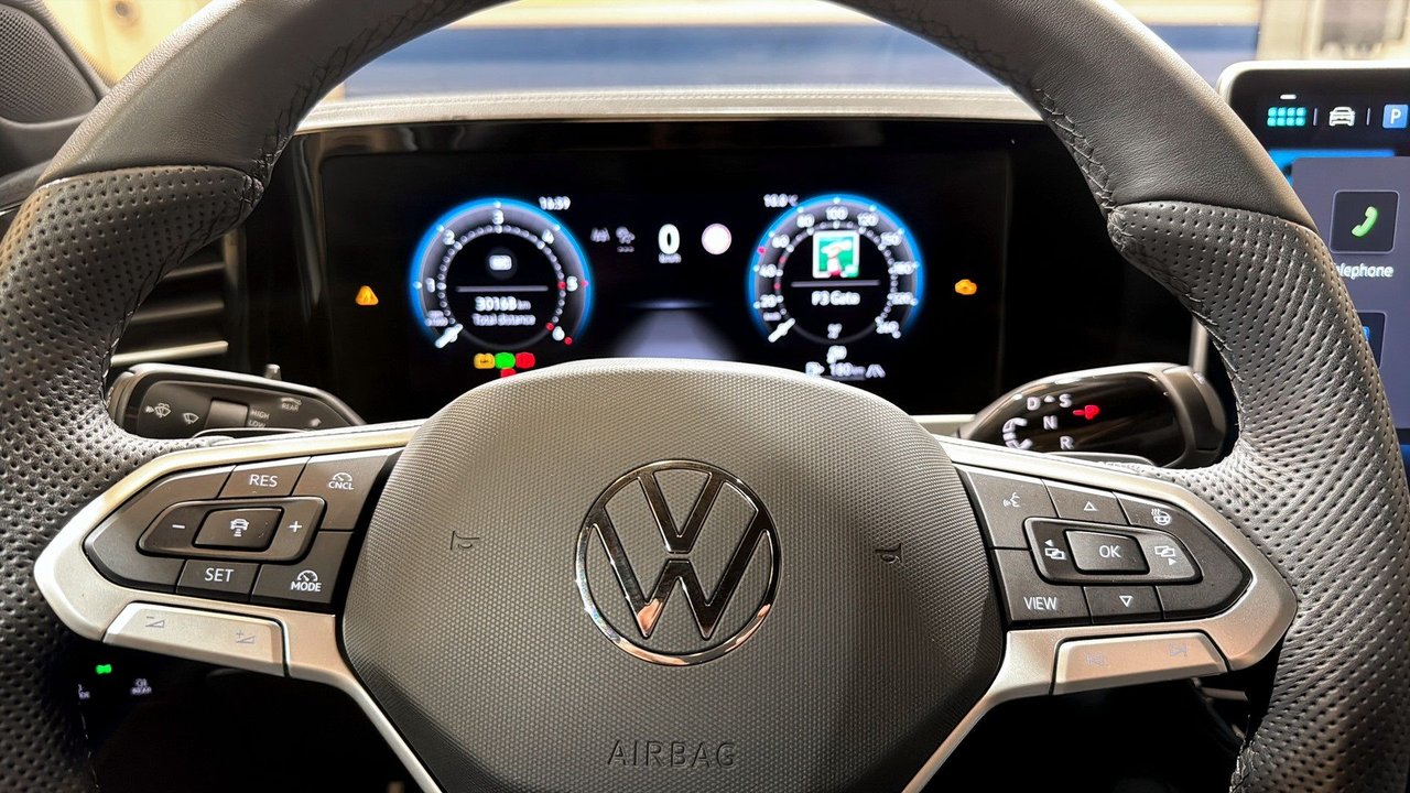 Volkswagen Passat Sportscombi 2.0 TDI DPF SCR 4Motion DSG Sekventiell, 193hk, 2025