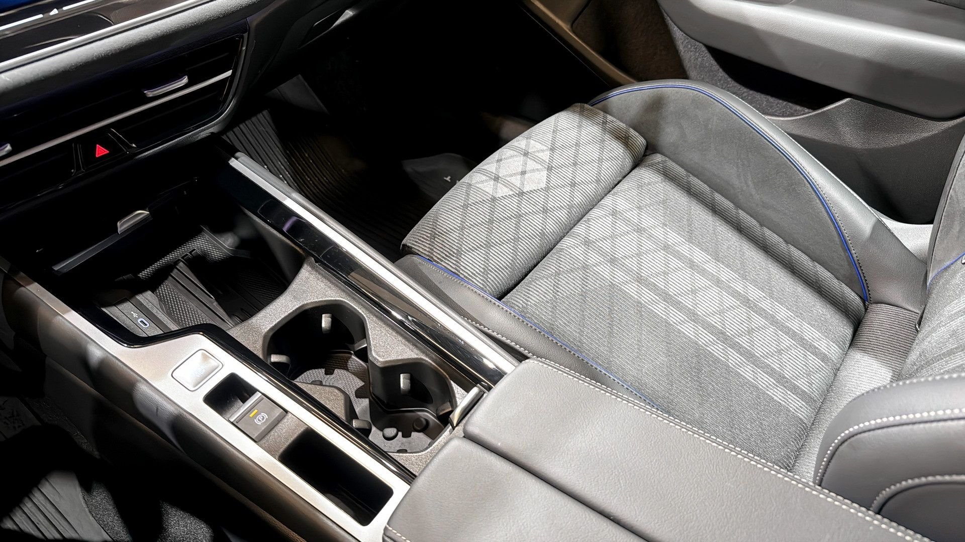 Volkswagen Passat Sportscombi 2.0 TDI DPF SCR 4Motion DSG Sekventiell, 193hk, 2025