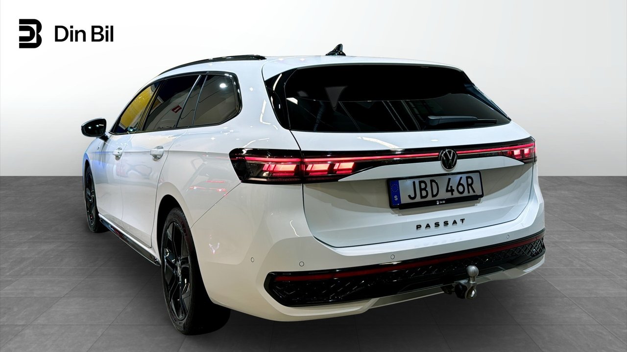 Volkswagen Passat Sportscombi 2.0 TDI DPF SCR 4Motion DSG Sekventiell, 193hk, 2025