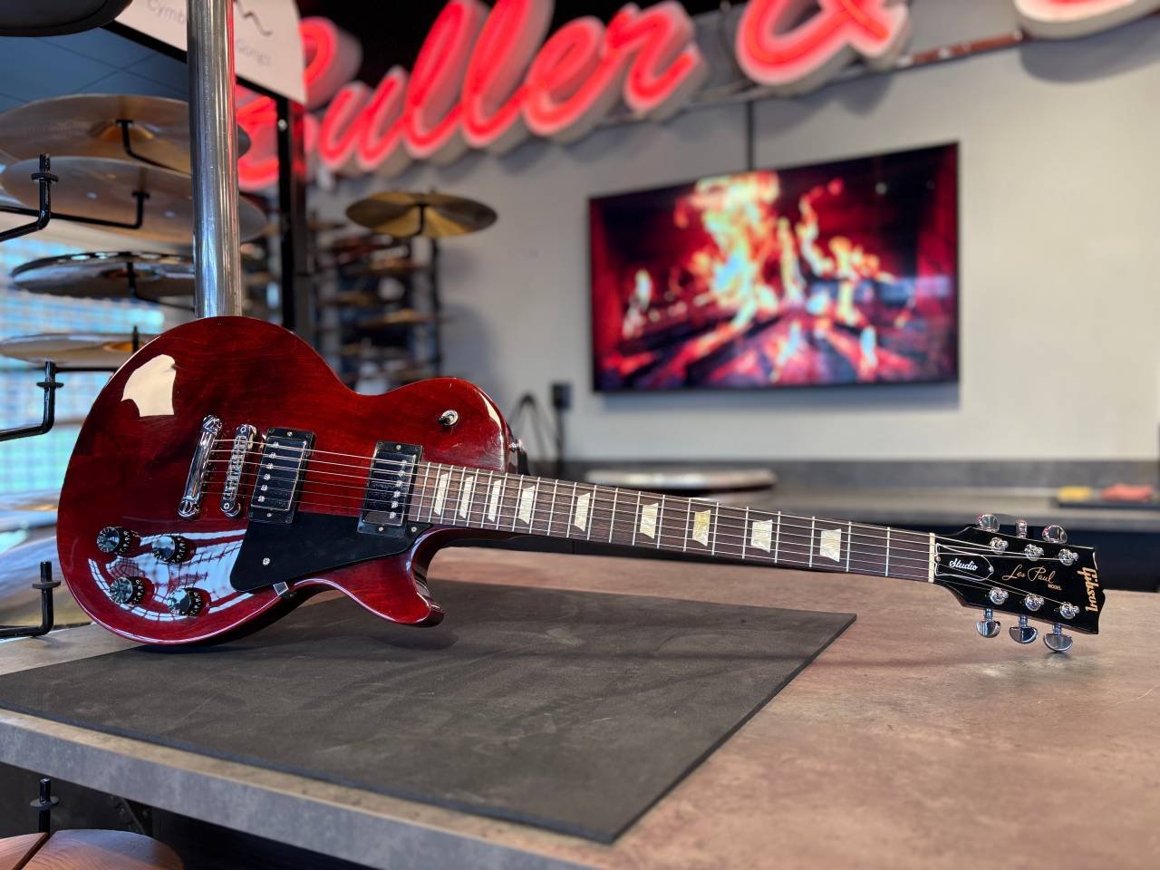 Gibson Les Paul Studio Winere...