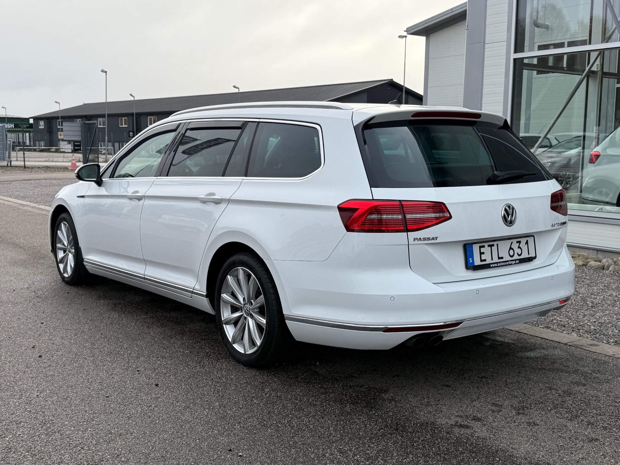 Volkswagen Passat Sportscombi 2.0 TDI DPF SCR BMT 4Motion DSG Sekventiell, 190hk, 2015