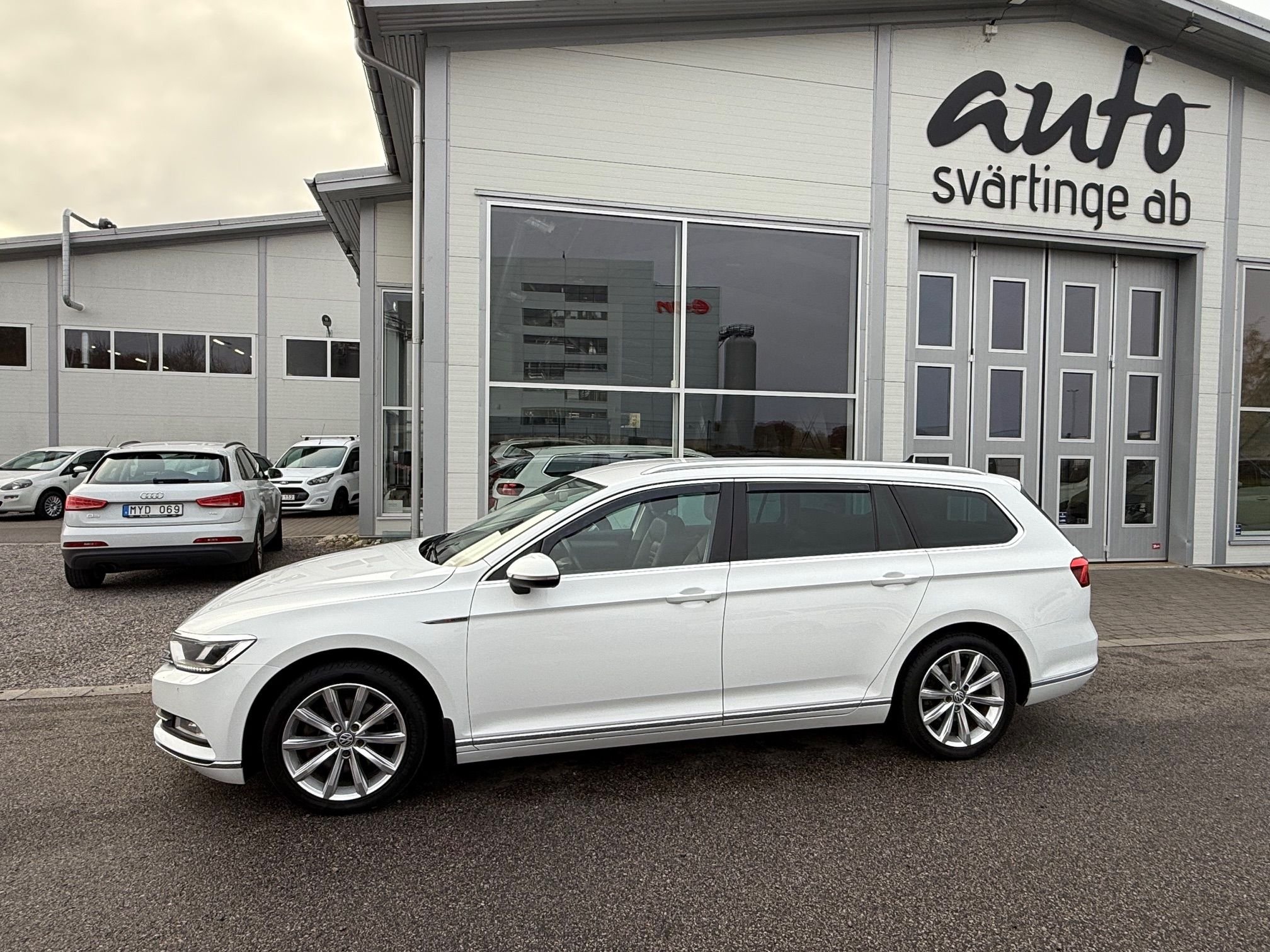 Volkswagen Passat Sportscombi 2.0 TDI DPF SCR BMT 4Motion DSG Sekventiell, 190hk, 2015