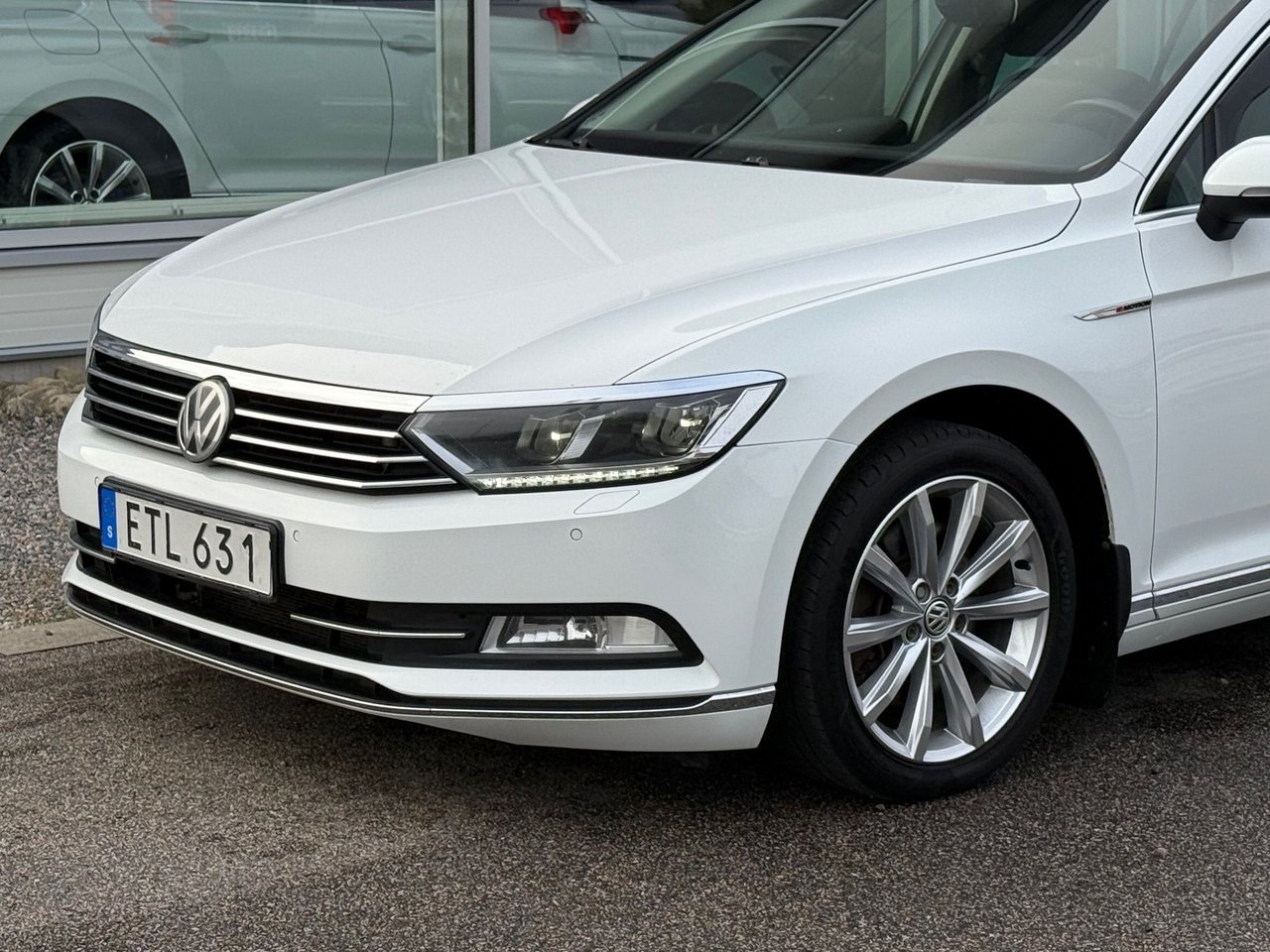 Volkswagen Passat Sportscombi 2.0 TDI DPF SCR BMT 4Motion DSG Sekventiell, 190hk, 2015