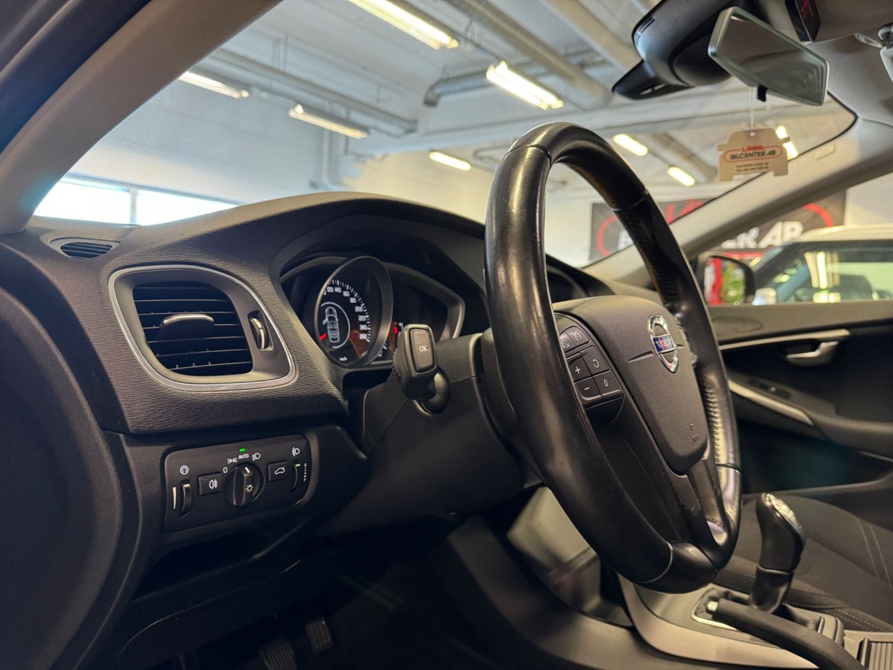 Volvo V40 D2 Manuell, 115hk, 2015