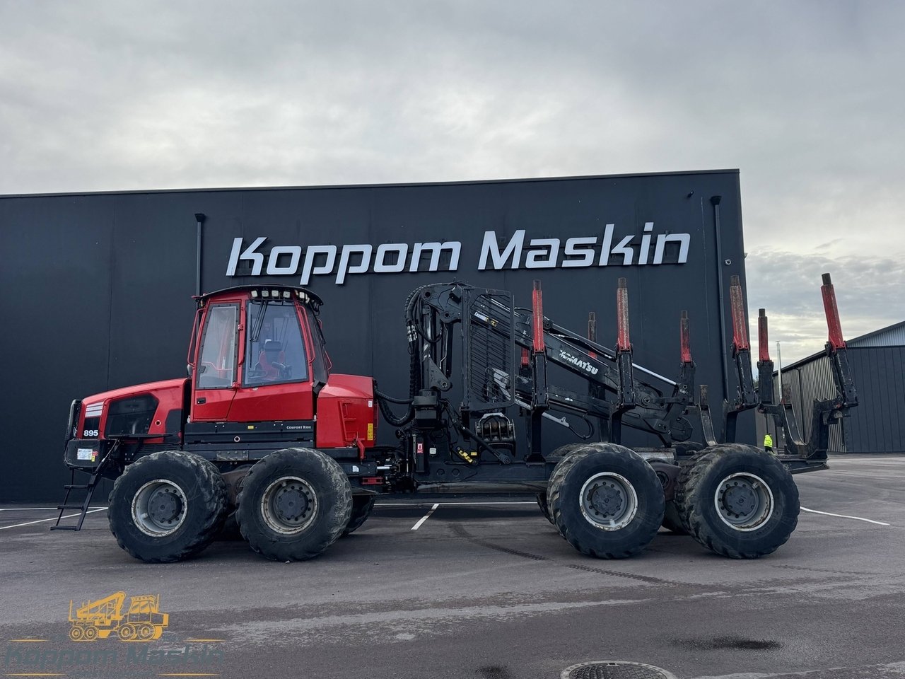 Komatsu 895, 11200h - Skotare