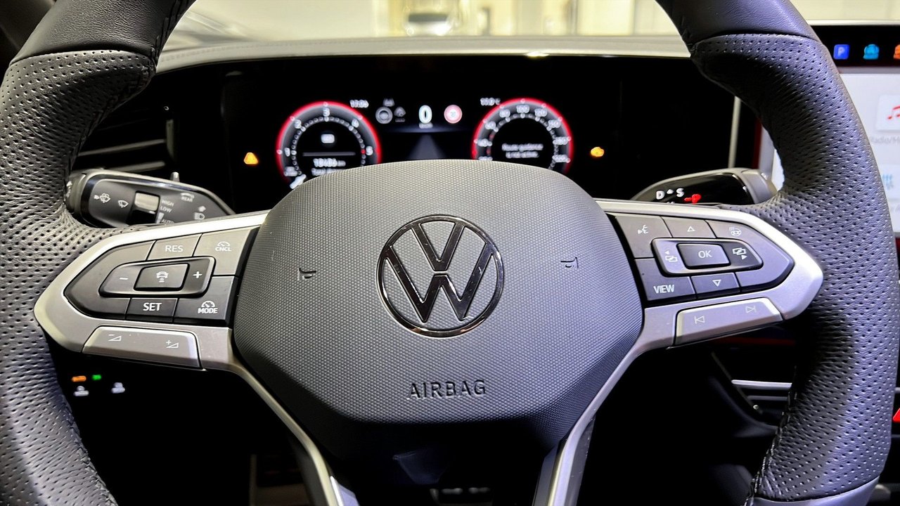 Volkswagen Passat Sportscombi 2.0 TDI DPF SCR 4Motion DSG Sekventiell, 193hk, 2025