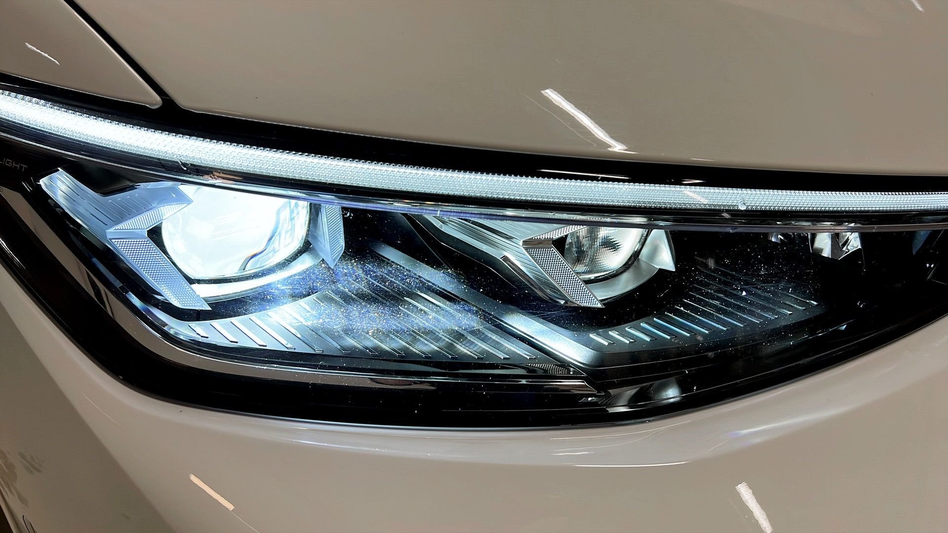 Volkswagen Passat Sportscombi 2.0 TDI DPF SCR 4Motion DSG Sekventiell, 193hk, 2025