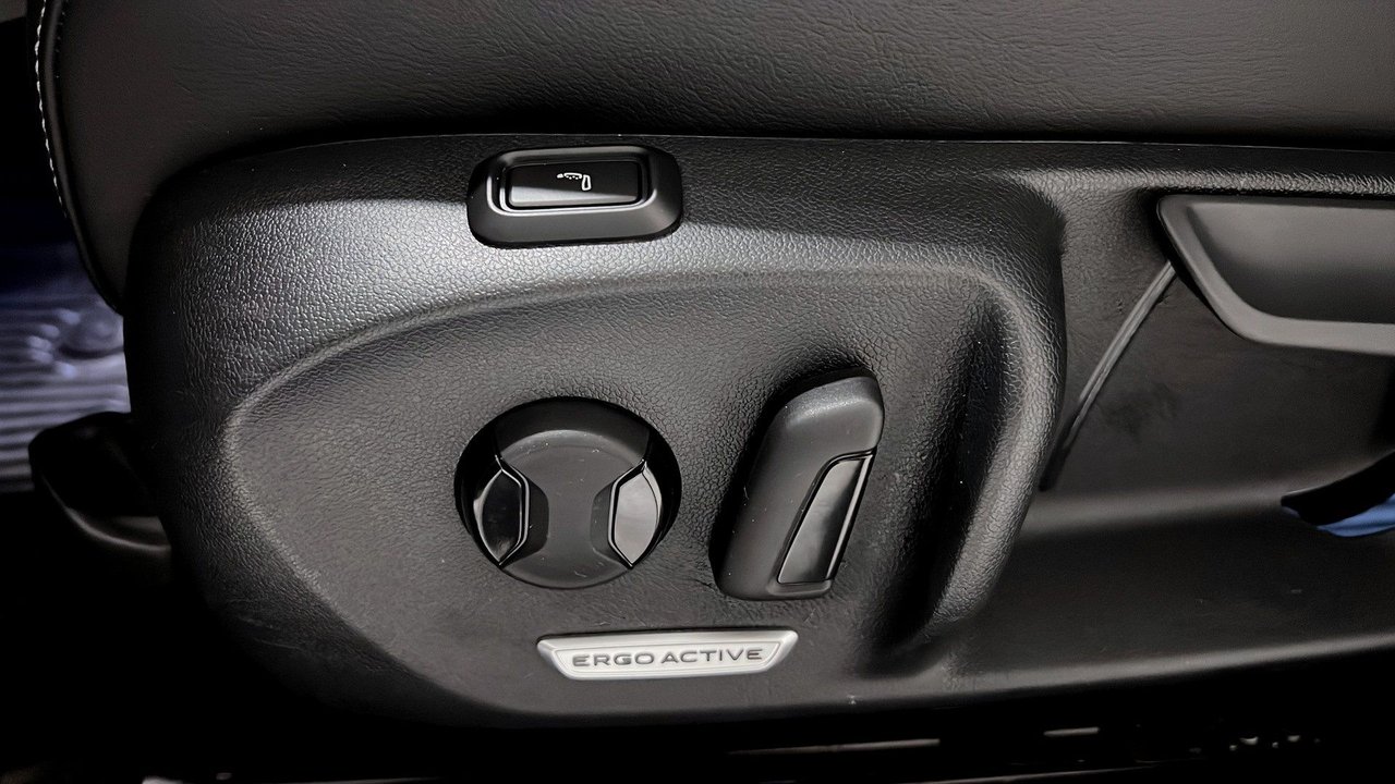 Volkswagen Passat Sportscombi 2.0 TDI DPF SCR 4Motion DSG Sekventiell, 193hk, 2025