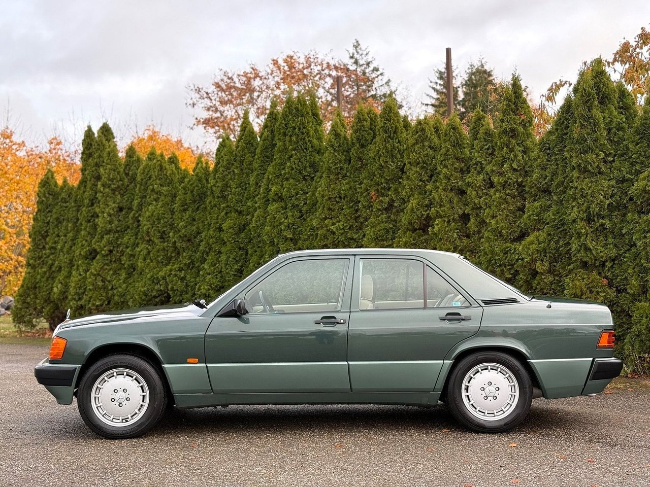Mercedes-Benz 190 E 4G-Tronic, 118hk, 1989
