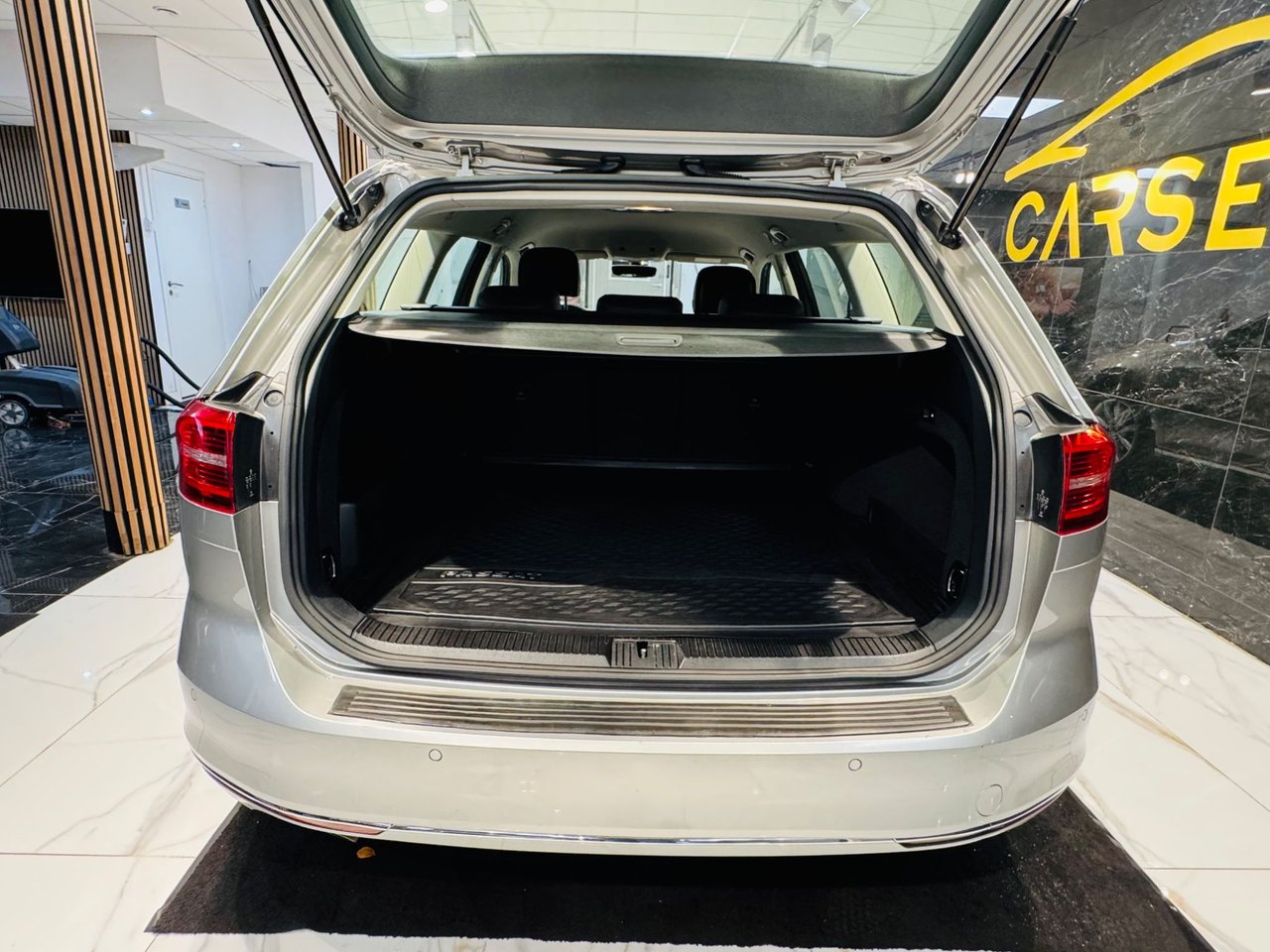 Volkswagen Passat Stasjonsvogn 2.0 TDI DPF SCR BMT 4Motion DSG sekvensiell, 6-trinn, 190ps, 2016