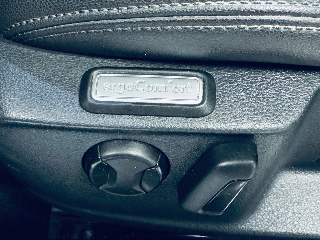 Volkswagen Passat Stasjonsvogn 2.0 TDI DPF SCR BMT 4Motion DSG sekvensiell, 6-trinn, 190ps, 2016