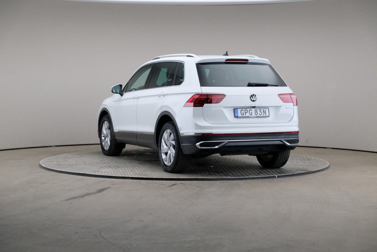 Volkswagen Tiguan eHybrid 1.4 TSI ACT OPF DSG Sekventiell, 245hk, 2023