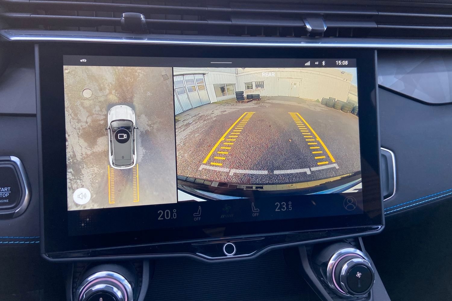 Lynk & Co 01 PHEV DCT, 261hp, 2023