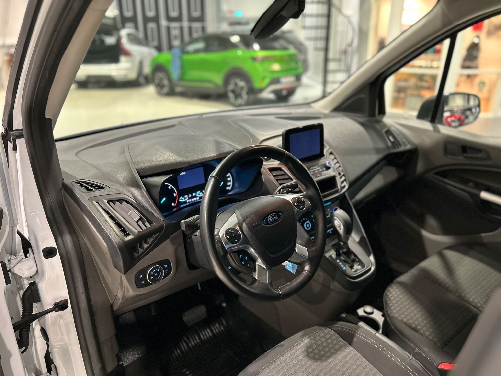 Ford Transit Connect 230 LWB 1.5 EcoBlue SelectShift, 100hp, 2023