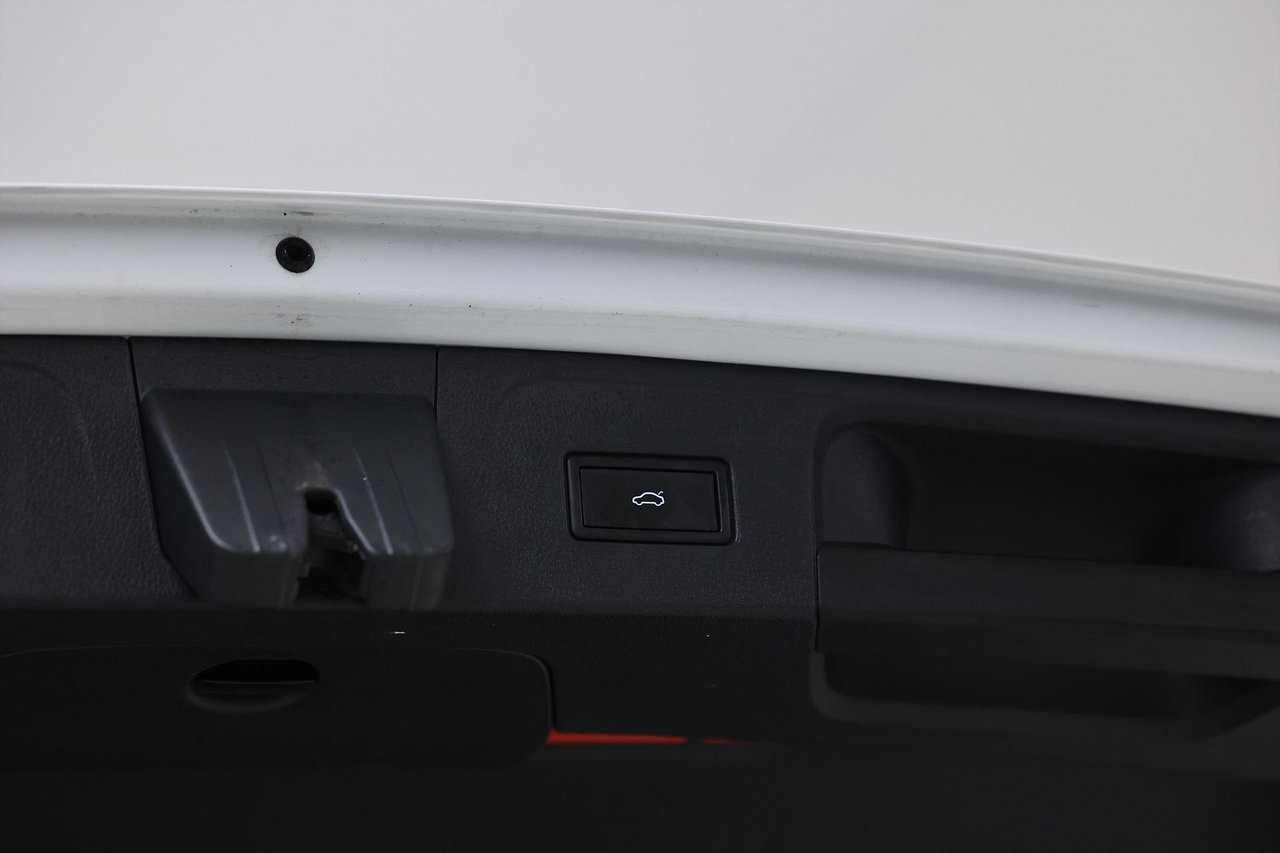 Volkswagen Passat Sportscombi GTE 1.4 TSI ACT OPF DSG Sekventiell, 218hk, 2022