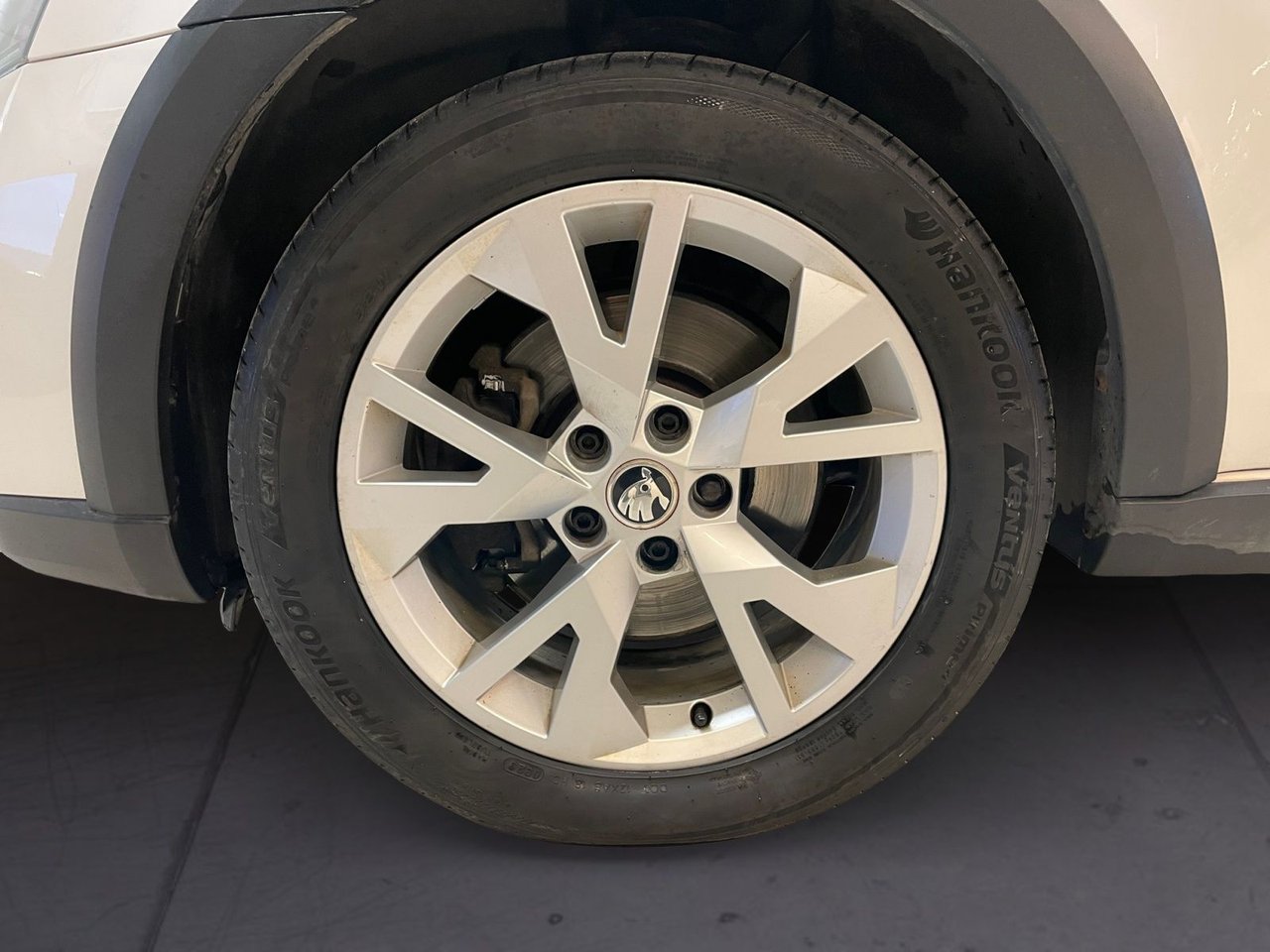 Škoda Octavia Scout 2.0 TDI 4x4 DSG sekvensiell, 6-trinn, 184ps, 2016