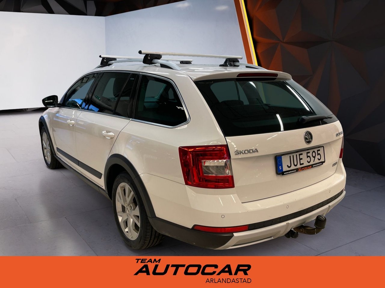Škoda Octavia Scout 2.0 TDI 4x4 DSG sekvensiell, 6-trinn, 184ps, 2016