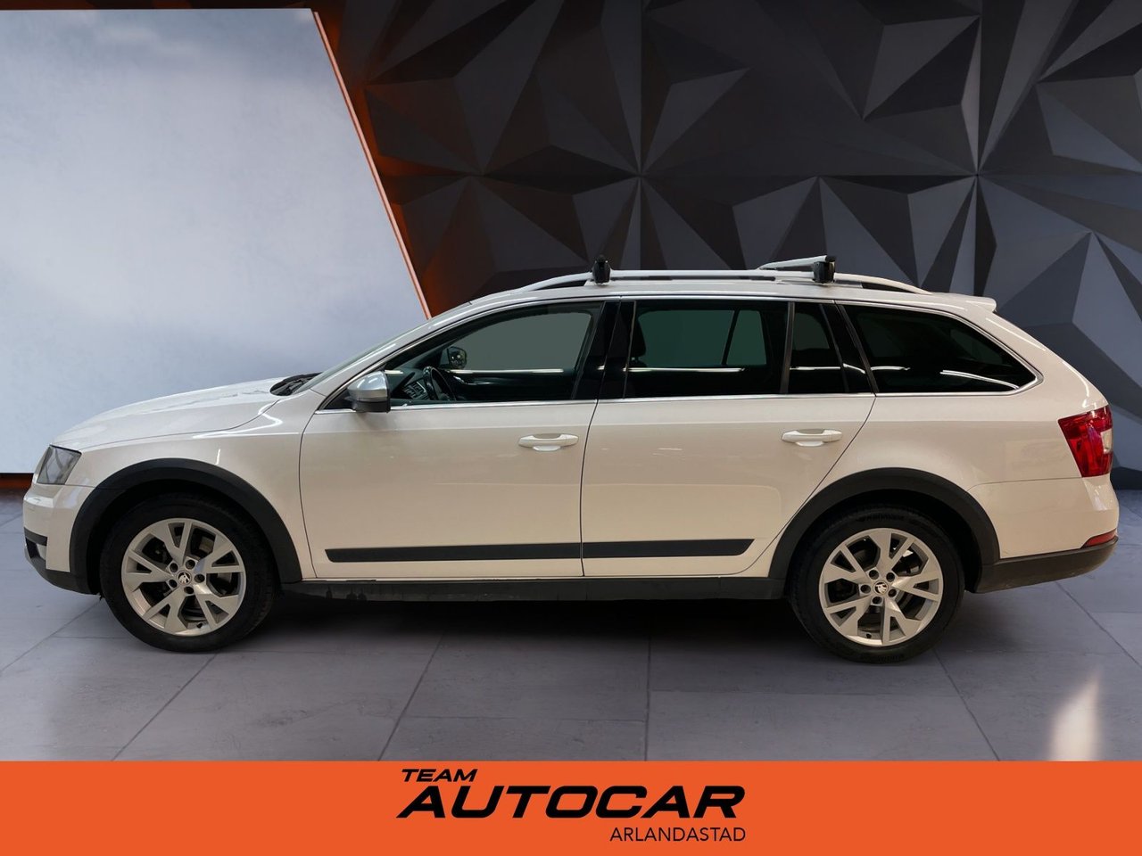 Škoda Octavia Scout 2.0 TDI 4x4 DSG sekvensiell, 6-trinn, 184ps, 2016