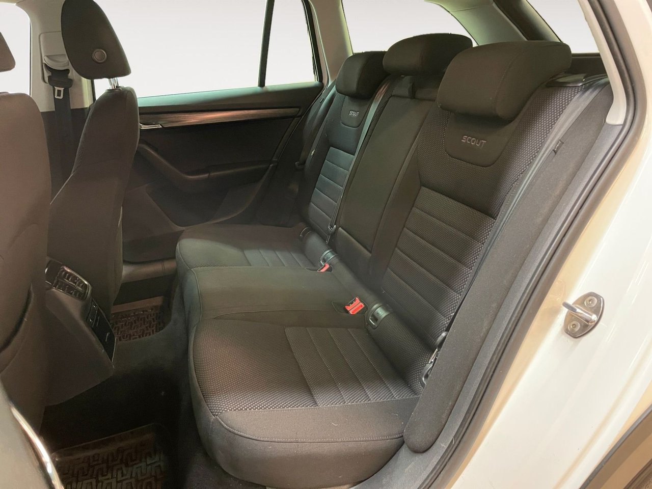 Škoda Octavia Scout 2.0 TDI 4x4 DSG sekvensiell, 6-trinn, 184ps, 2016