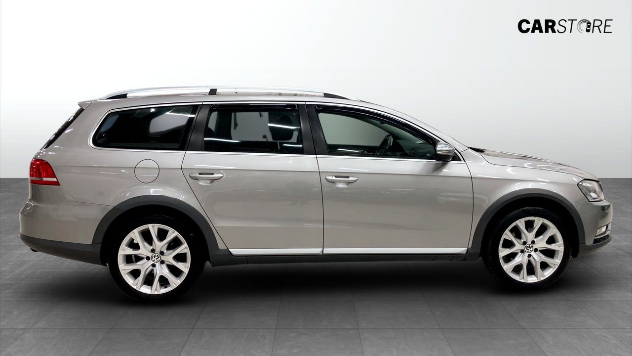 Volkswagen Passat Alltrack 2.0 TDI DPF BMT 4Motion DSG sekvensiell, 6-trinn, 177ps, 2014