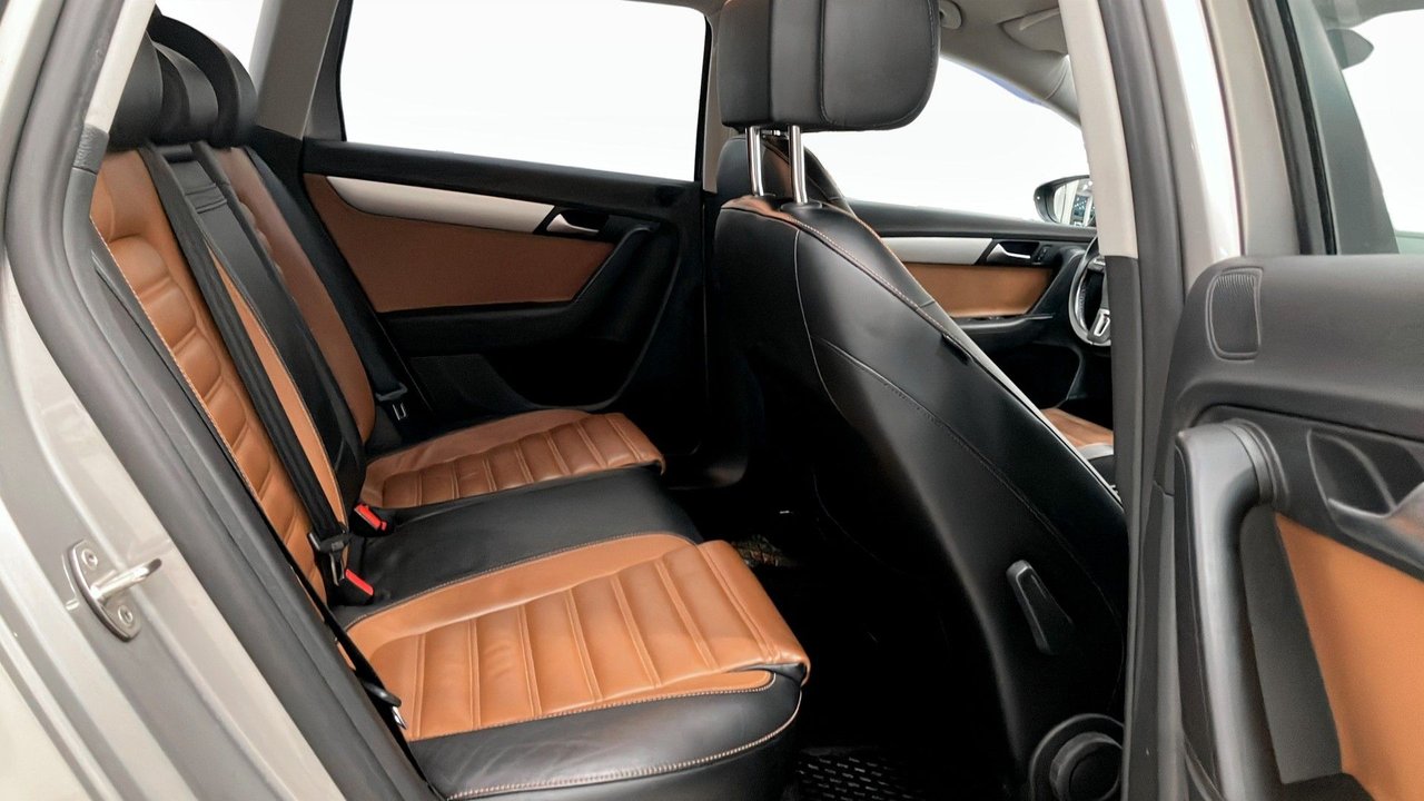 Volkswagen Passat Alltrack 2.0 TDI DPF BMT 4Motion DSG sekvensiell, 6-trinn, 177ps, 2014