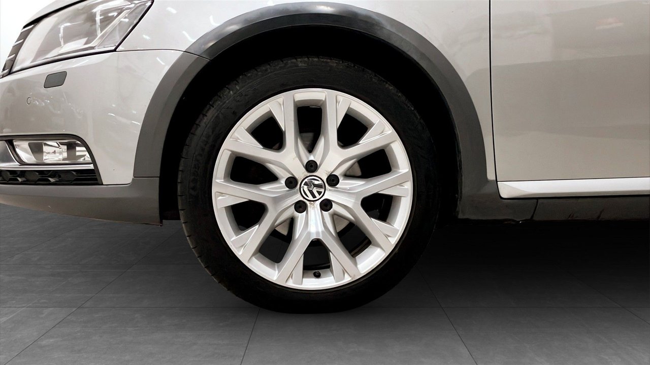 Volkswagen Passat Alltrack 2.0 TDI DPF BMT 4Motion DSG sekvensiell, 6-trinn, 177ps, 2014