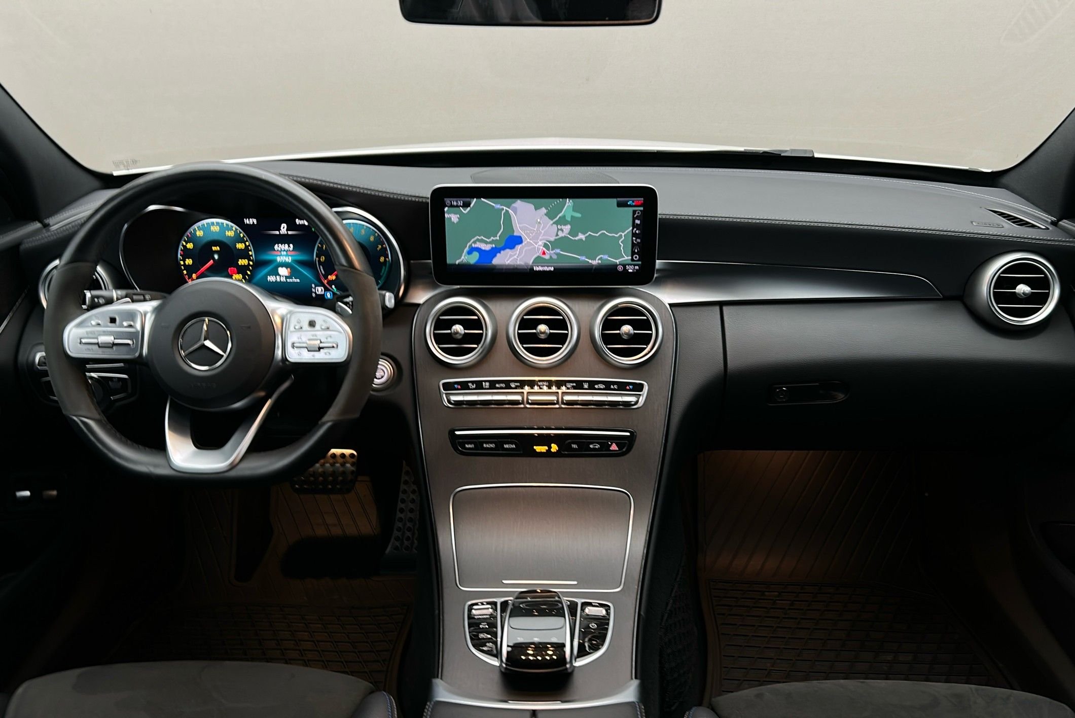 Mercedes-Benz C 300 T e 9G-Tronic, 320hk, 2020