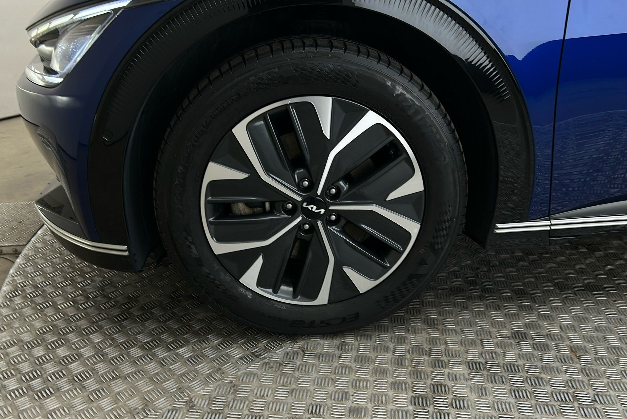 Kia EV6 77.4 kWh, 228hp, 2022