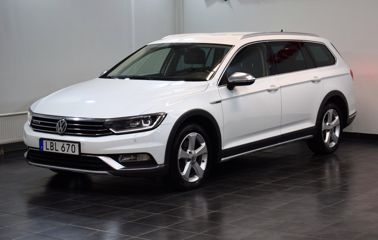 Volkswagen Passat Alltrack 2.0 TDI DPF SCR BMT 4Motion DSG Sekventiell, 190hk, 2016