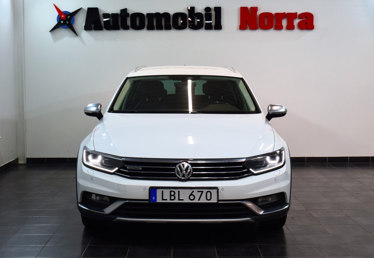 Volkswagen Passat Alltrack 2.0 TDI DPF SCR BMT 4Motion DSG Sekventiell, 190hk, 2016