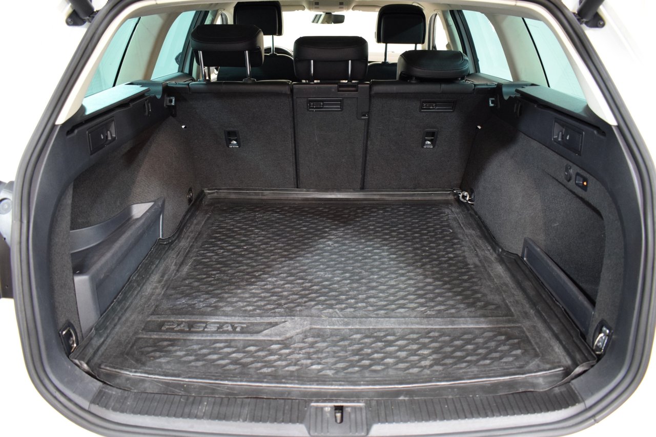 Volkswagen Passat Alltrack 2.0 TDI DPF SCR BMT 4Motion DSG Sekventiell, 190hk, 2016