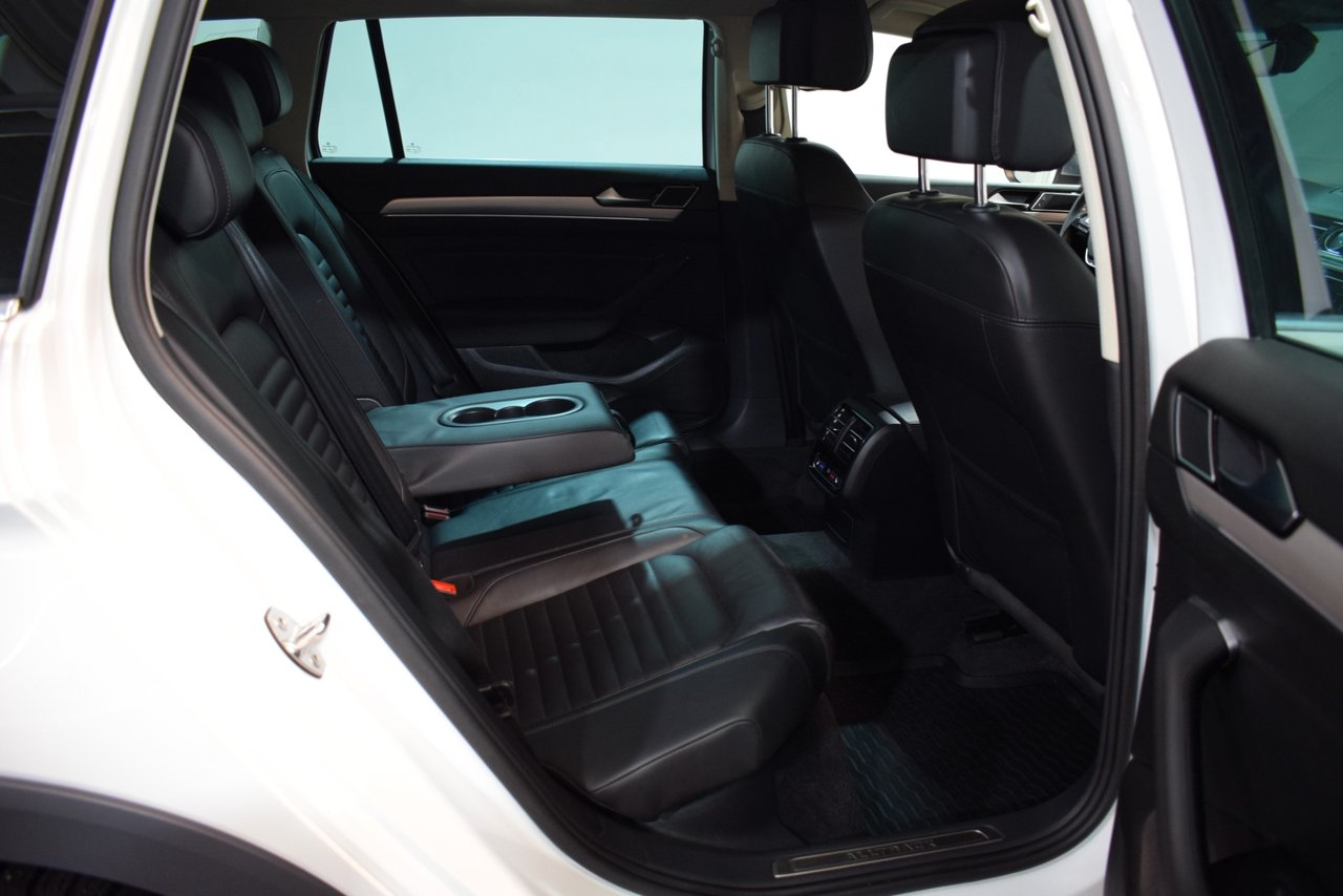 Volkswagen Passat Alltrack 2.0 TDI DPF SCR BMT 4Motion DSG Sekventiell, 190hk, 2016