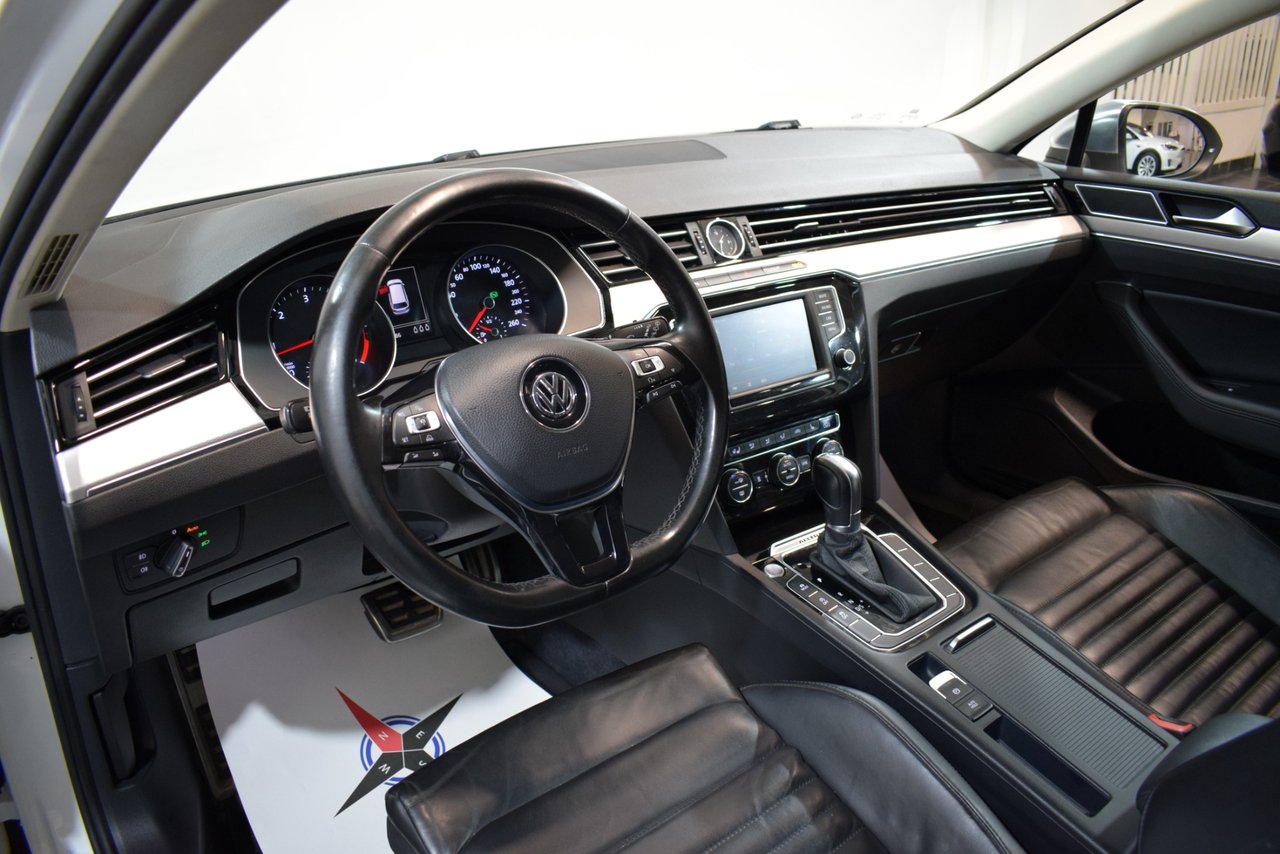 Volkswagen Passat Alltrack 2.0 TDI DPF SCR BMT 4Motion DSG Sekventiell, 190hk, 2016