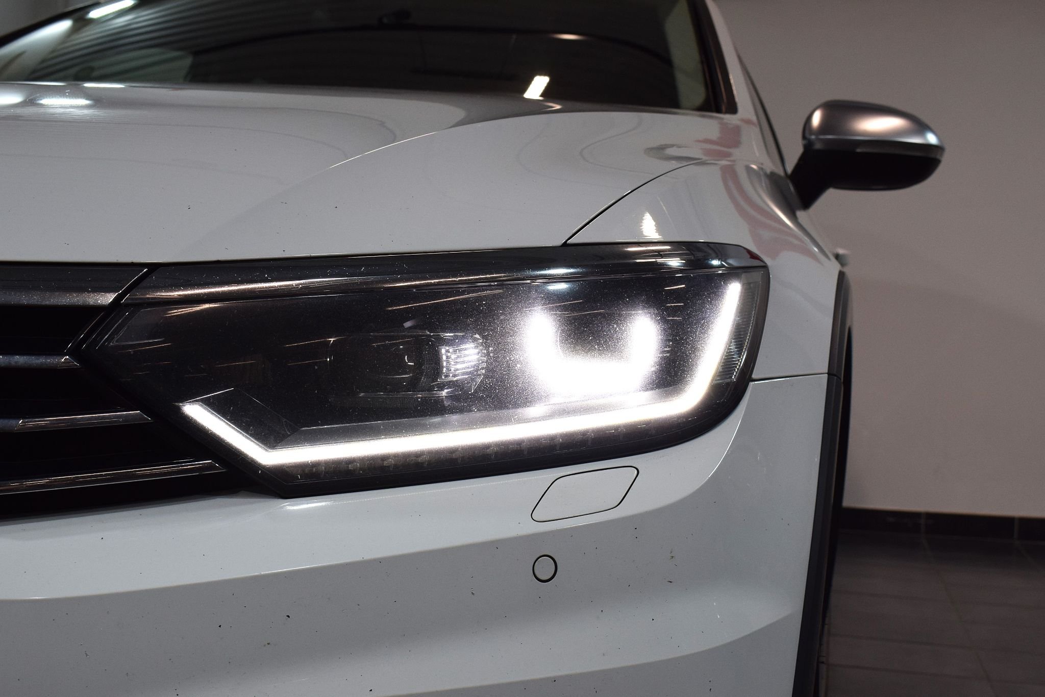 Volkswagen Passat Alltrack 2.0 TDI DPF SCR BMT 4Motion DSG Sekventiell, 190hk, 2016