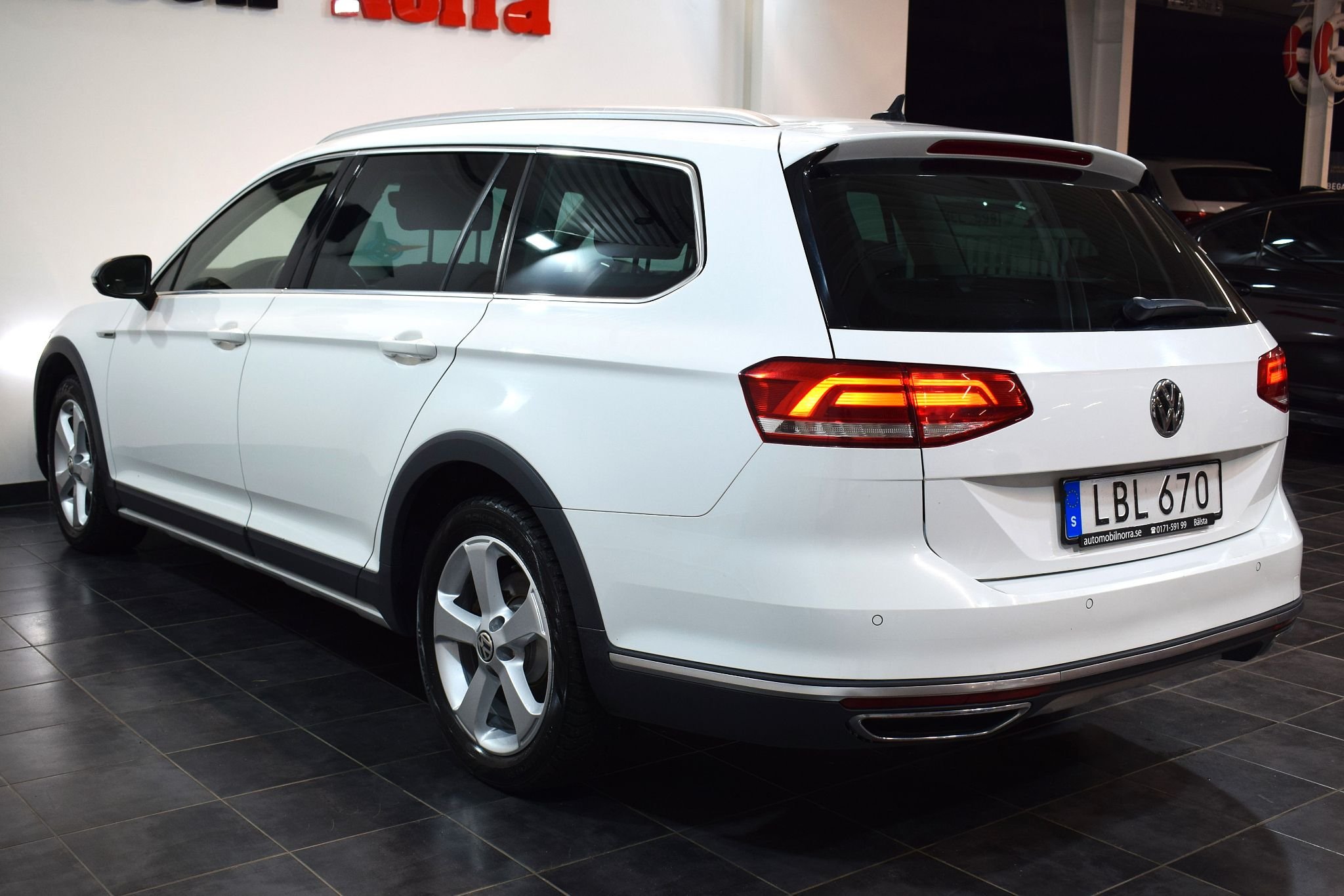 Volkswagen Passat Alltrack 2.0 TDI DPF SCR BMT 4Motion DSG Sekventiell, 190hk, 2016