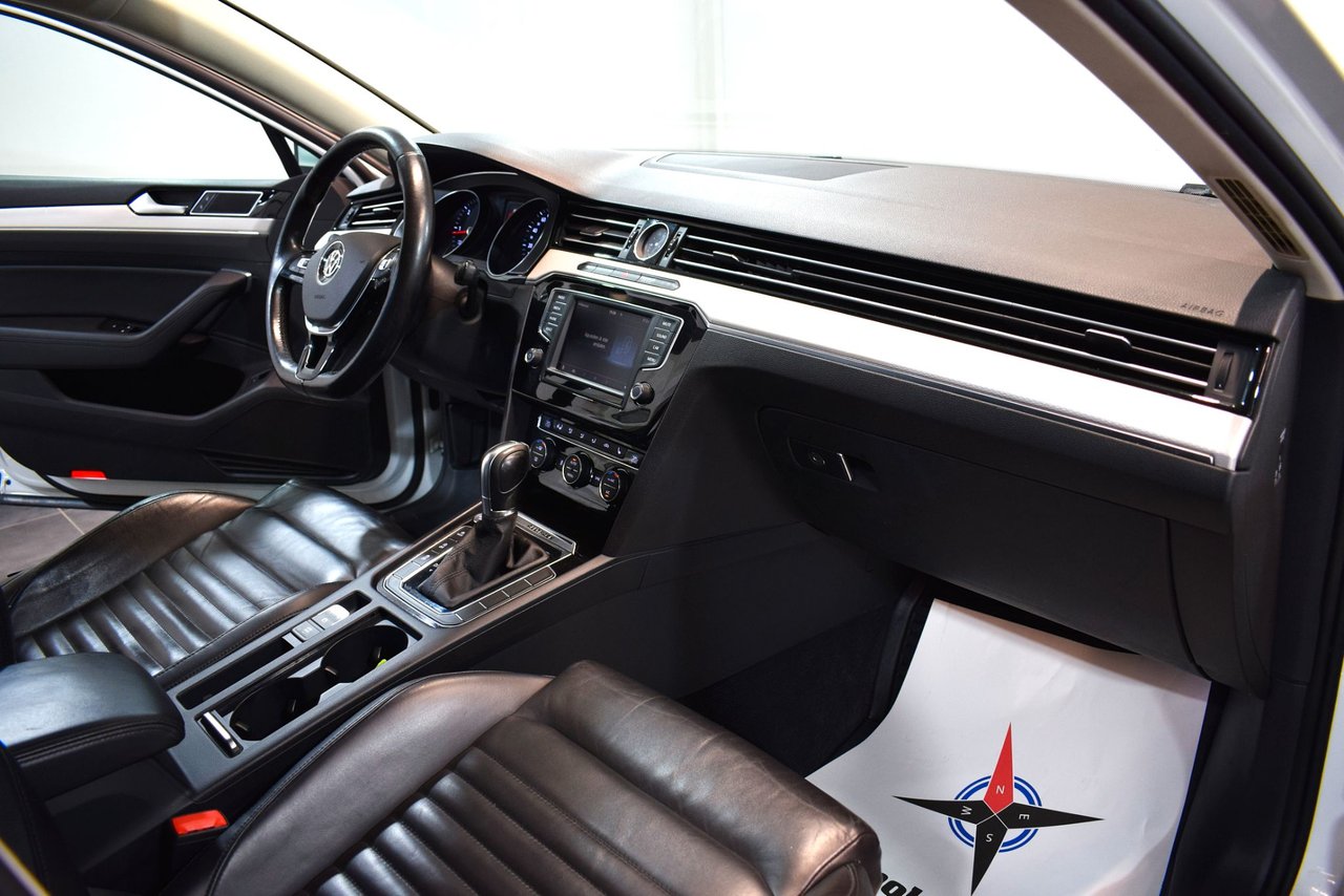 Volkswagen Passat Alltrack 2.0 TDI DPF SCR BMT 4Motion DSG Sekventiell, 190hk, 2016