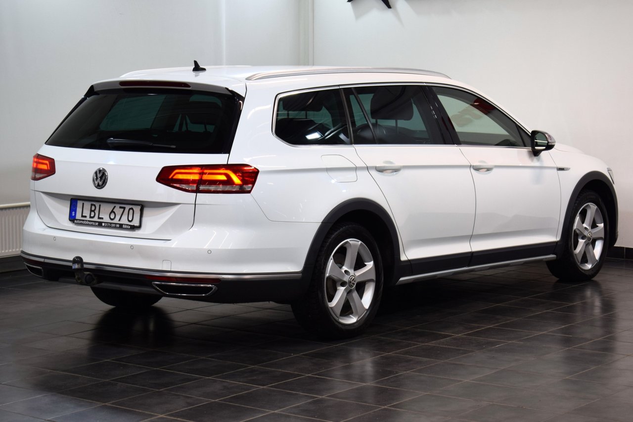 Volkswagen Passat Alltrack 2.0 TDI DPF SCR BMT 4Motion DSG Sekventiell, 190hk, 2016