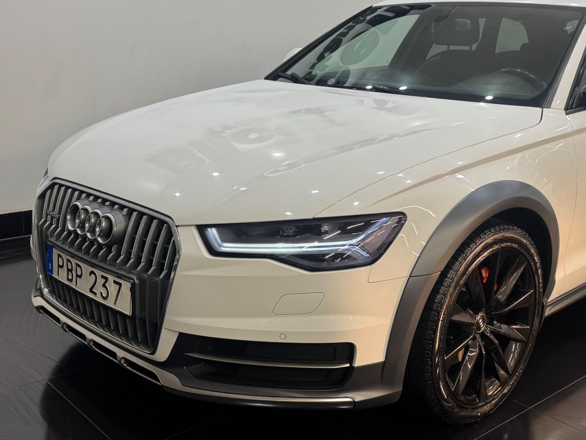 Audi A6 allroad quattro 3.0 TDI V6 quattro S Tronic, 218hp, 2017