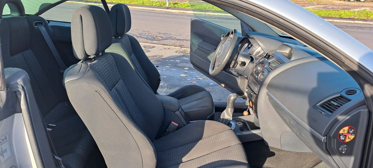 Renault Mégane Coupé-Cabriolet 1.6 Manuell, 112hk, 2007