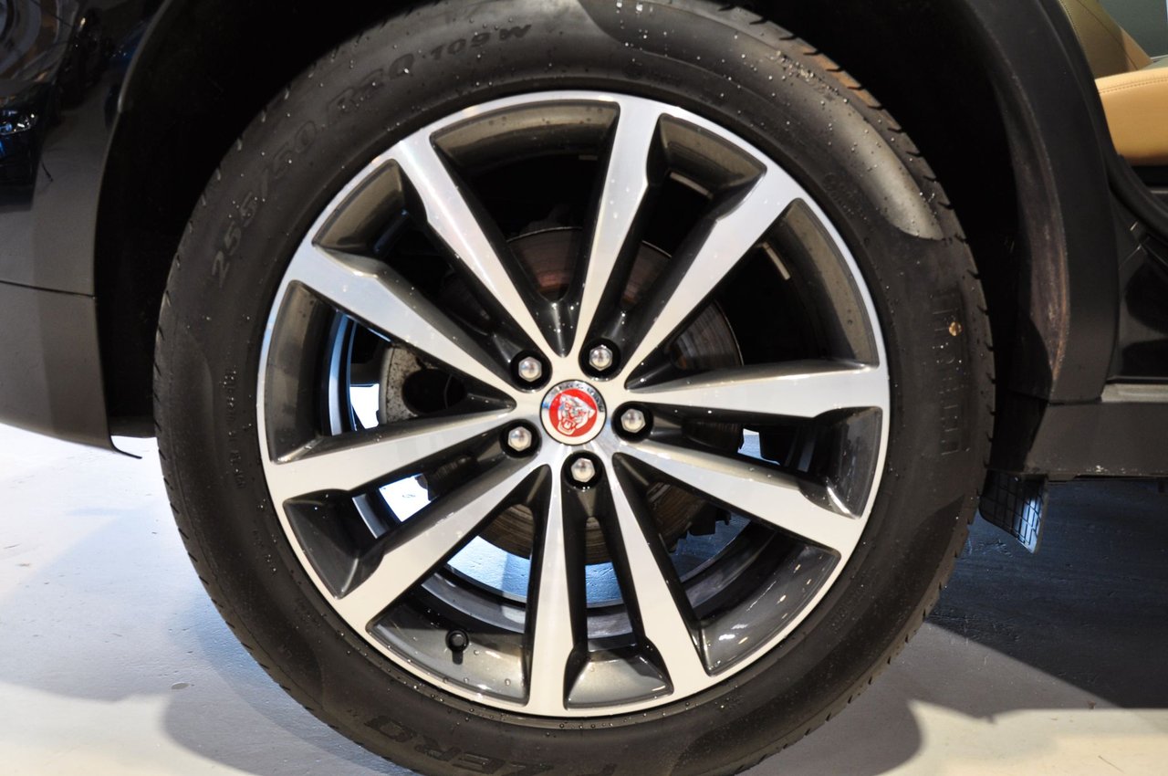 Jaguar F-Pace D200 MHEV Automatisk, 204hk, 2021