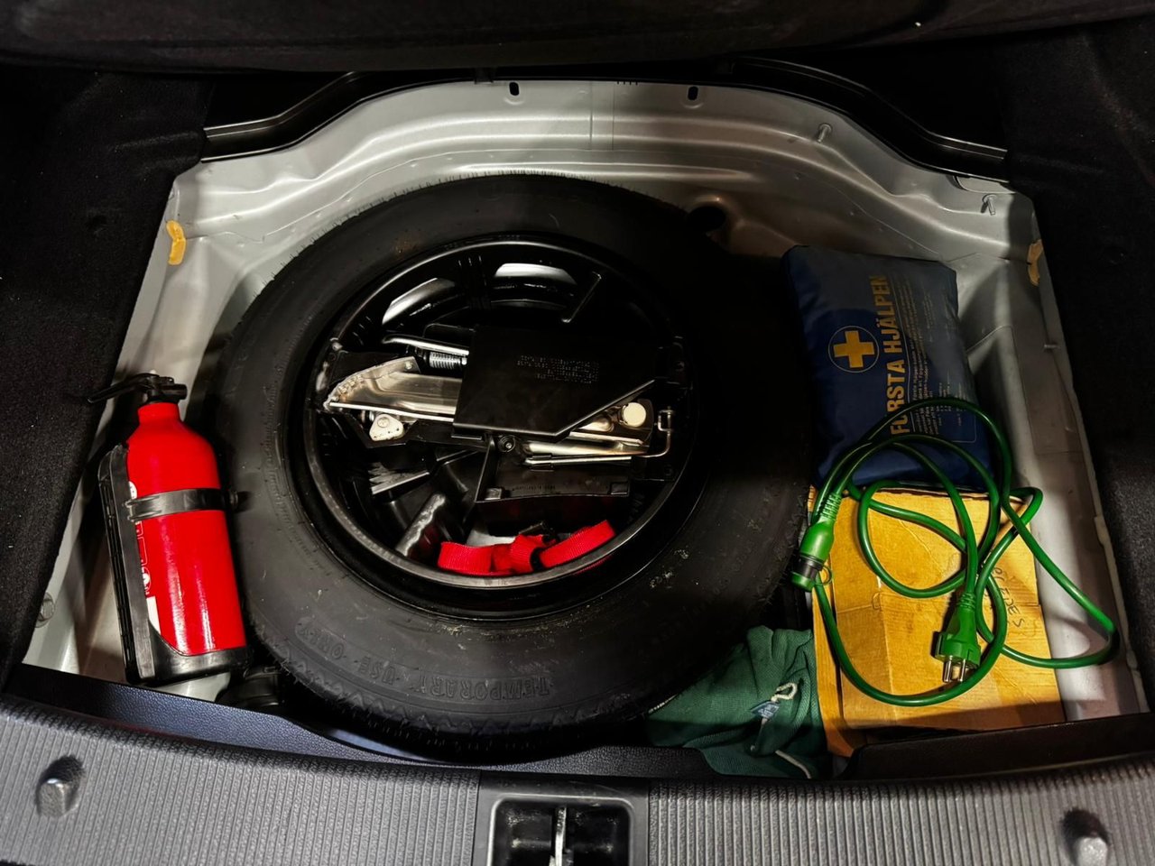 Mercedes-Benz C 180 CGI BlueEFFICIENCY 5G-Tronic, 156hk, 2011