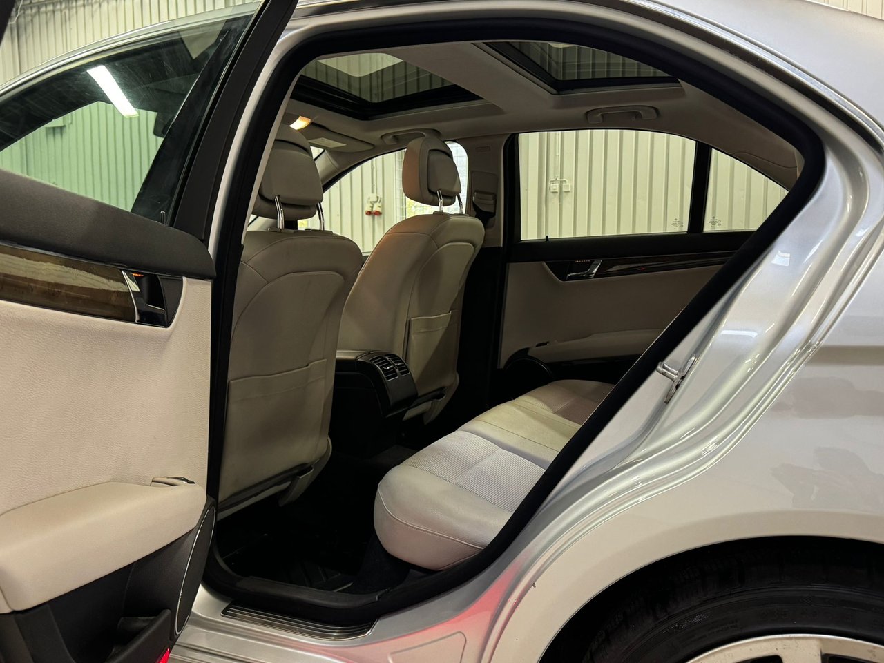 Mercedes-Benz C 180 CGI BlueEFFICIENCY 5G-Tronic, 156hk, 2011