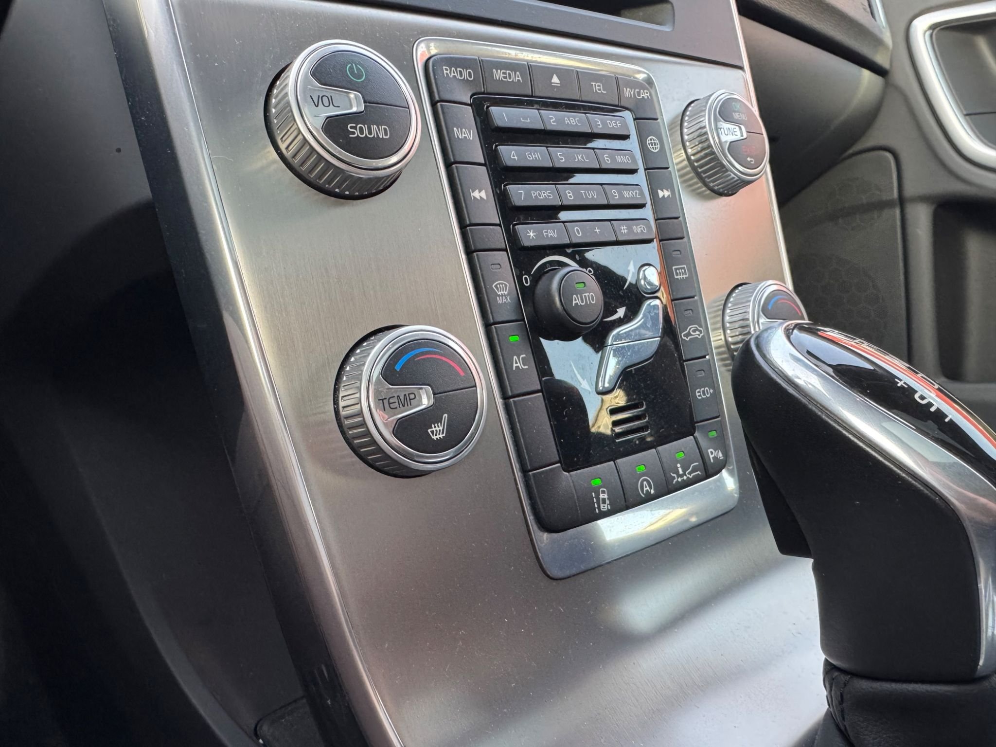 Volvo V60 Cross Country D4 Geartronic, 8-trinn, 190hk, 2016