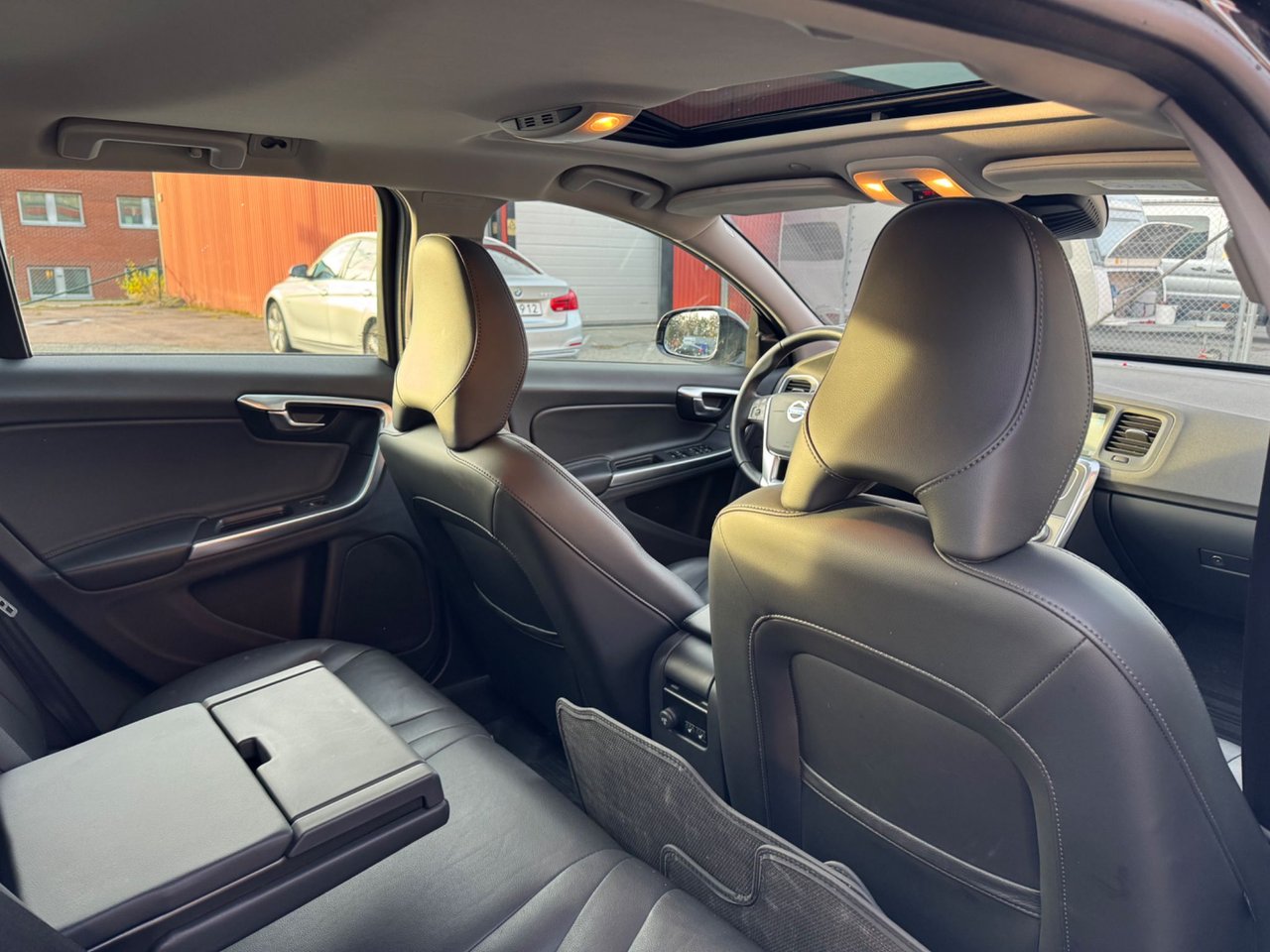 Volvo V60 Cross Country D4 Geartronic, 8-trinn, 190hk, 2016